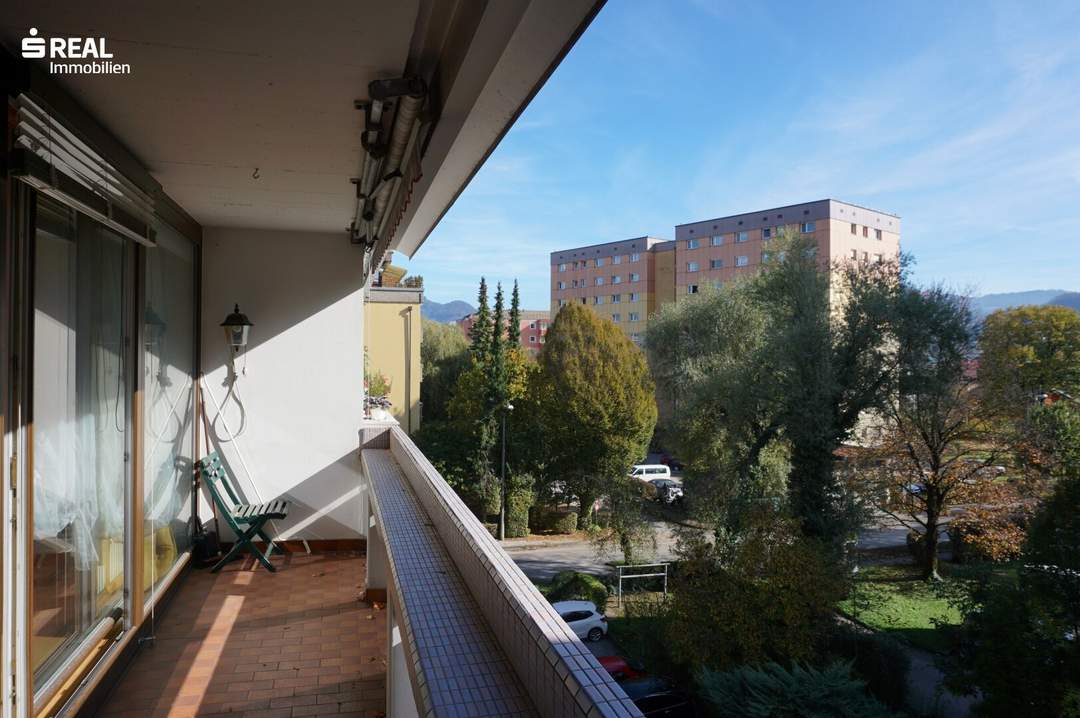 Gemütliche 2-Zimmer-Wohnung mit Loggia in Salzburg