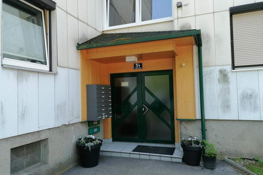 Wohnung mit Sanierungsbedarf – 74 m² Wohnfläche + Loggia und Kellerabteil, Wohnung-kauf, 49.000,€, 8665 Bruck-Mürzzuschlag