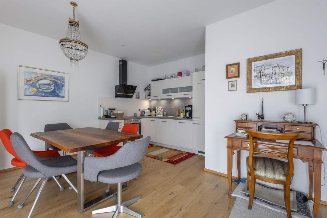 Neubau-Dachgeschosswohnung mit Südbalkon inkl. Tiefgaragenplatz in Villach