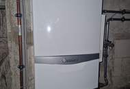 SANIERUNGSBEDÜRFTIGES, CHARAKTERSTARKES EINFAMILIENHAUS IN GUTER WOHNLAGE UND BAHNHOFSNÄHE