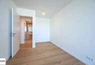 20. Etage | 3 Zimmer Erstbezug | 19 m² Loggia | Pool, Fitness & Spa