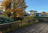 Sanierungsbedürftiges Einfamilienhaus mit großzügiger Terrasse und schönem Baumgarten