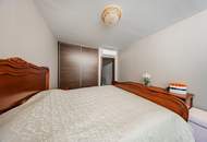 Helle möblierte 3 Zimmer Wohnung mit Loggia