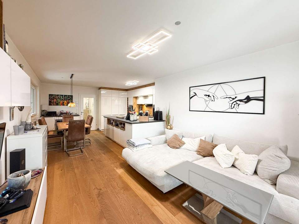 Vermietete Gartenwohnung mit Terrasse | Neuwertig 2022 | 2 PKW Stellplätze | Bischofshofen