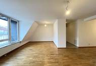 Helle 1 Zimmer DG-Wohnung in toller Lage - Nahe Donaukanal und Prater