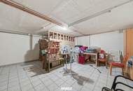 GUT ERHALTENES HAUS MIT GARTEN UND GARAGE in Alberndorf im Pulkautal!
