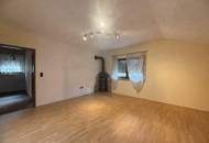 Charmantes Reihenhaus in ruhiger Wohnlage mit 118,70 m² Wohnfläche, voll unterkellert, incl. Garage und traumhaftem Bergblick