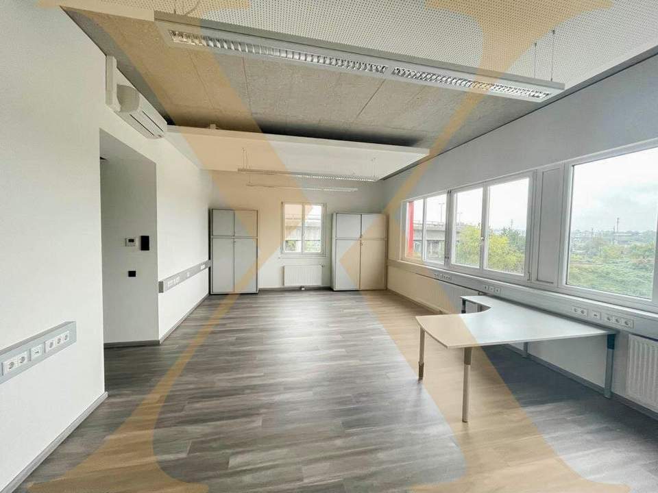 Moderne und klimatisierte Büro-/Ordinationsfläche in der Linzer Innenstadt zu vermieten!