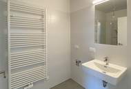 Wunderschöne 2-Zimmer Dachgeschosswohnung, Nibelungenviertel, Nähe Lugner City und Bundesportzentrum Schmelz