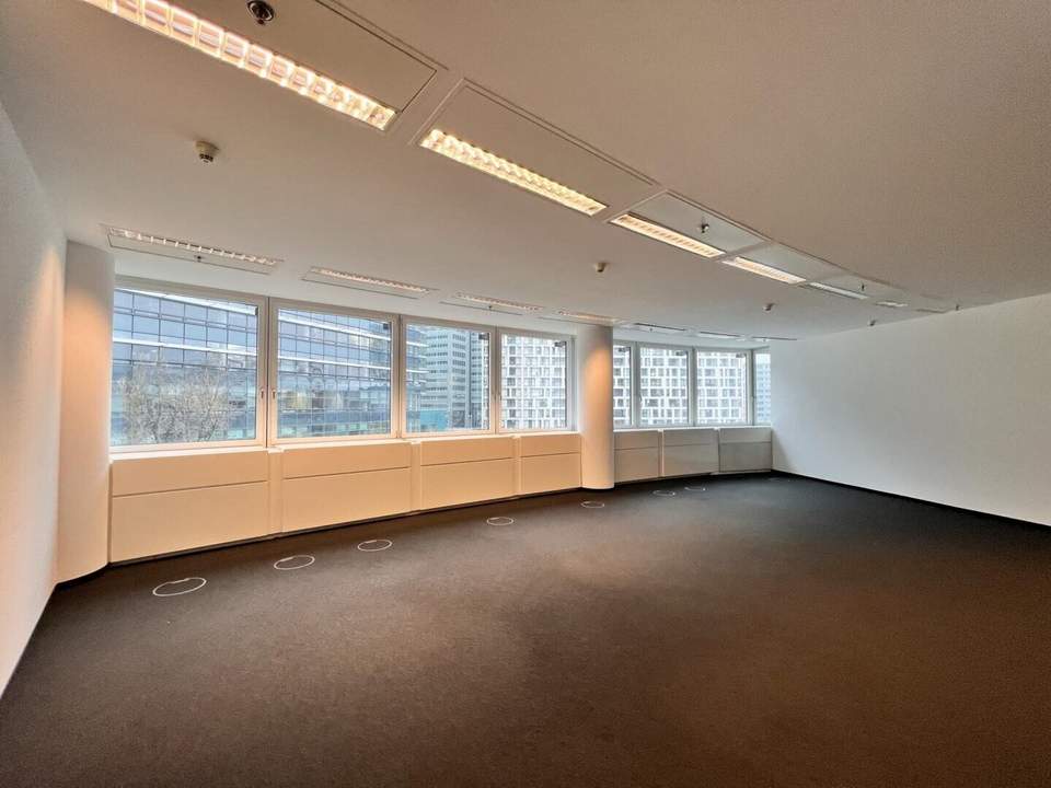 360 TOUR // NEUBAU - BÜROFLÄCHEN im ANDOMEDA TOWER