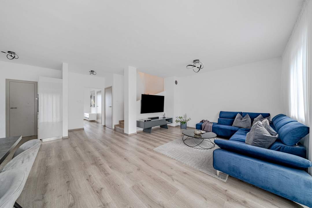 Modernes Familienwohnen: Bezugsfertige 5-Zimmer-Doppelhaushälfte mit Eigengarten
