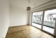 2 Zimmer Balkon, Garage und TG-Stellplatz