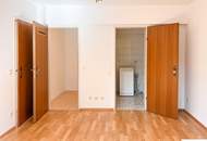 Ruhelage mit Balkon, Gartenmitbenutzung, Garagenplatz *Nähe Maurer Hauptplatz*