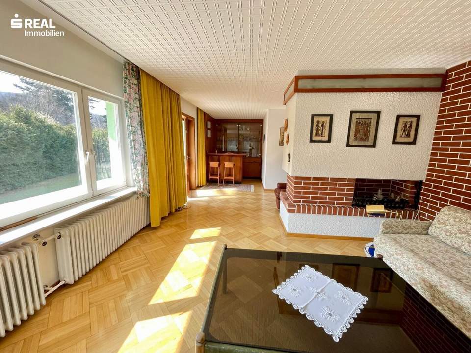 Charmantes Einfamilienhaus mit Entwicklungspotenzial in Grünruhelage