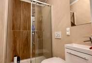 3 Zimmer mit Klimaanlage 2 Badezimmer 10 m² Balkon im Innenhof