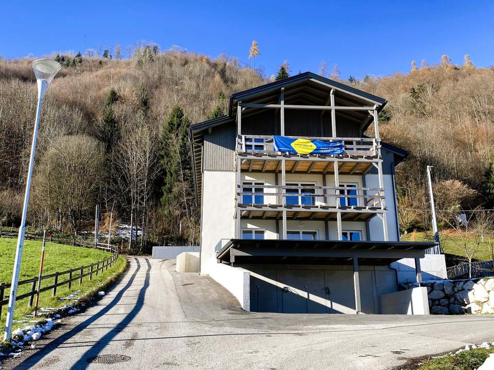 IHR NEUES ZUHAUSE IN ALTMÜNSTER! 3-Zimmer Wohnung mit See- und Bergblick