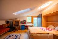 Hier kann die ganze Familie wohnen! Modernes Dreifamilienhaus in Toplage