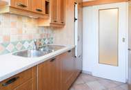 WUNDERSCHÖNE 4-ZIMMER-WOHNUNG MIT SONNIGER LOGGIA