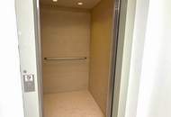 ERSTBEZUG, Salesianergasse, klimatisiertes 91 m2 Dachgeschoss mit 33 m2 Terrasse, Wohnküche, 2 Zimmer, Botschaftsviertel