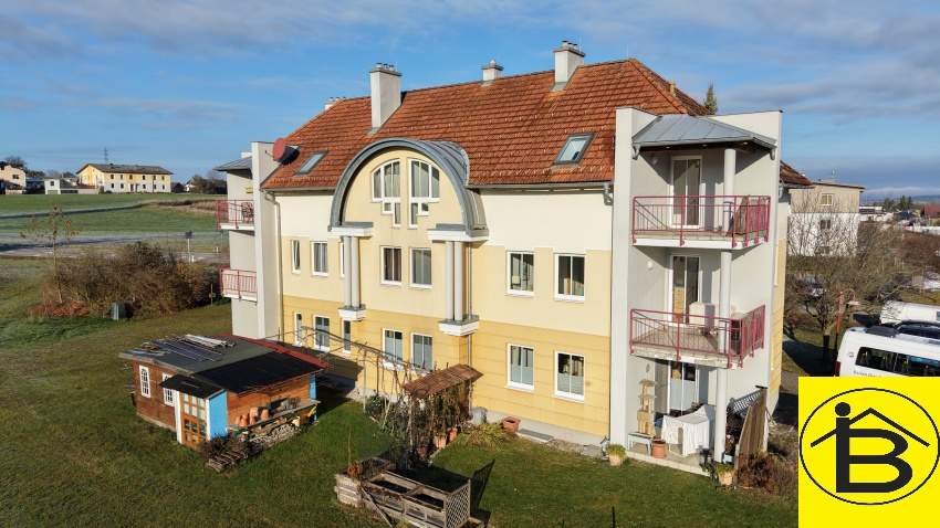 15444 PREISREDUKTION! Große Terrasse! Neu saniert!