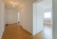 Top 2 Zimmer Wohnung mit Südloggia und TG Stellplatz (Erstbezug nach Sanierung)