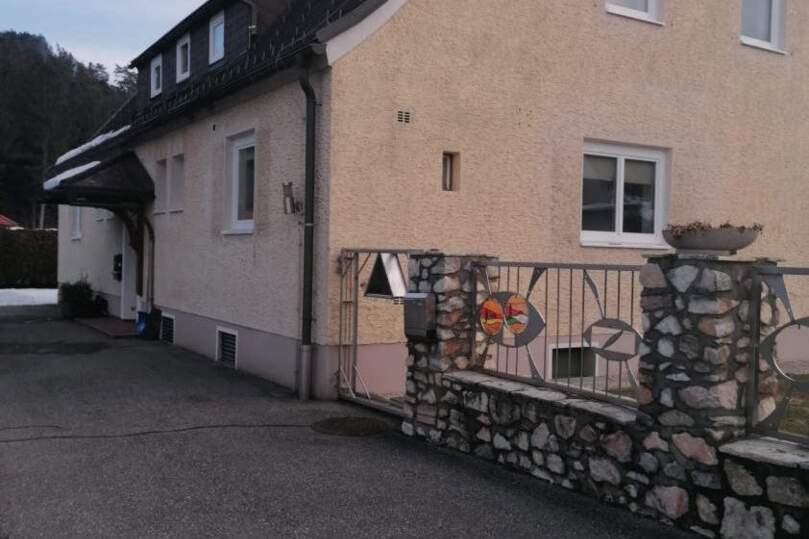 Lavamünd: Doppelhaushälfte mit 2 Wohnungen und Garten!, Haus-kauf, 169.000,€, 9473 Wolfsberg