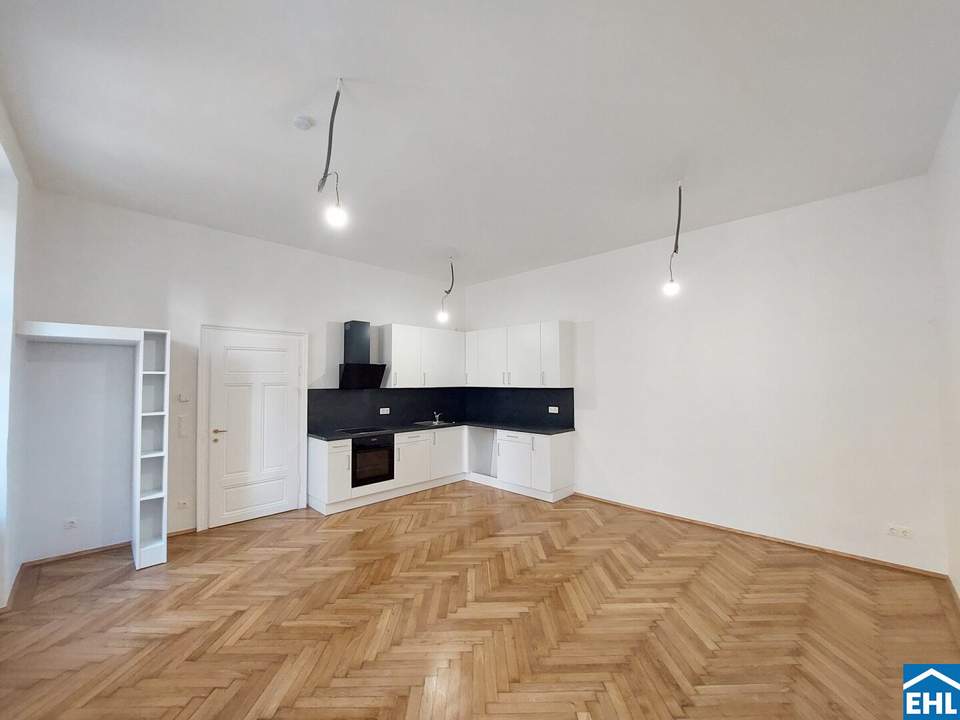 ERSTBEZUG nach Sanierung - WG-Hit mit 6 Zimmer im Karmeliterviertel