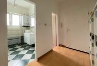 Terrassengartenwohnung - 3 Schlafzimmer plus großer Küche- Geräumig, Günstig, Selten!