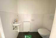 Ruhelage nahe Arthaberpark - Neuwertig renovierte Wohnung mit Traumbad, Einbauküche und Abstellraum!