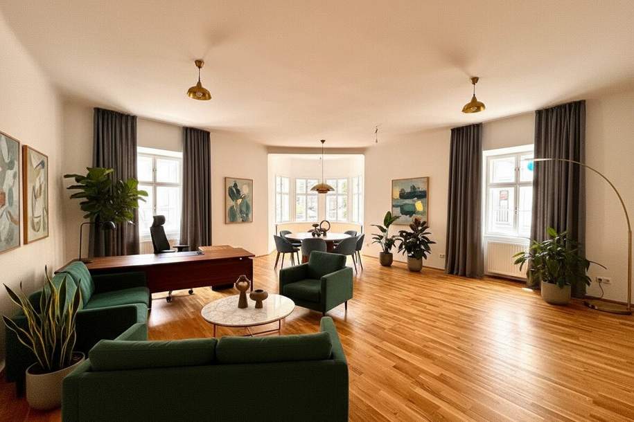 Repräsentativer Erstbezug! Bürofläche am Hauptplatz | 4 lichtdurchflutete Zimmer | Terrasse im Innenhof | Klimaanlage, Gewerbeobjekt-miete, 1.773,47,€, 2700 Wiener Neustadt(Stadt)