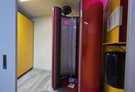 Modernes Kosmetikstudio mit hochwertigen Sonnenliegen – sofort startklar!