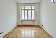 GENERALSANIERTE STILWOHNUNG MIT BALKON