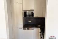 HOFSEITIG - Schöne 4-Zimmerdachgeschosswohnung mit Terrasse und Klimaanlage!