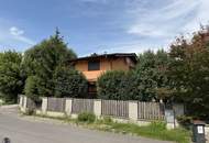 Charmantes Familienhaus mit Pool, Gartenhaus &amp; Niedrigenergie-Aufstockung in ruhiger Lage