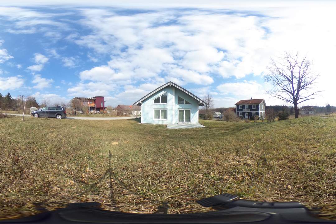 Freundliches und helles Einfamilienhaus mit Carport in Fürstenfelder Randlage!