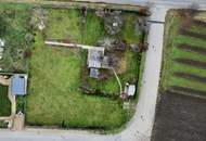 2.154 qm Grundstück, im Weinberg in Retz!!