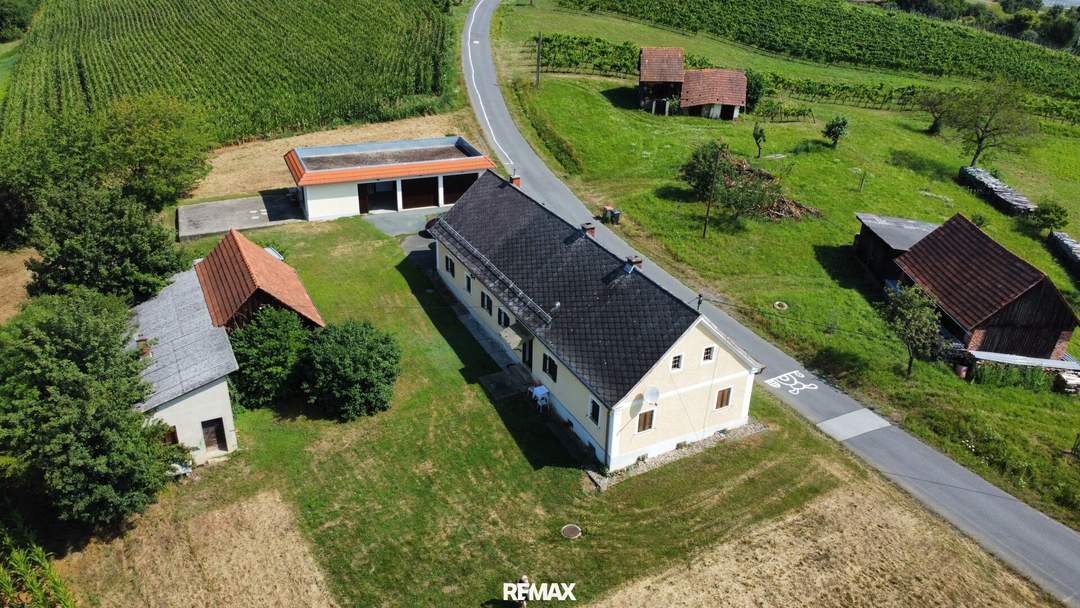 Lage, Lage, Lage – Rückzugsort im Grünen: Landhaus mit rund 8.000 m² Grundstück nahe Tieschen