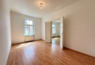 Charmante 2-Zimmer-Altbauwohnung mit Balkon