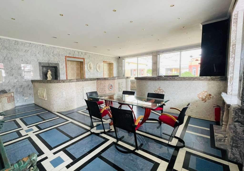 Schönes, großes, helles Büro PROVISIONFREI!!!