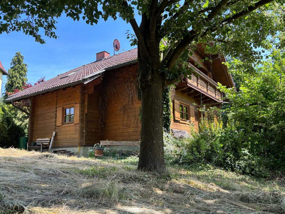 Charmantes Holzblockhaus (Wunsch-Haus) in wunderschöner Naturlage in Bubing