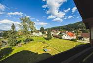*** Hochwertig möbliert & top saniert: Stilvolle 74m²-Wohnung mit Loggia in ruhiger Lage + Carport ***