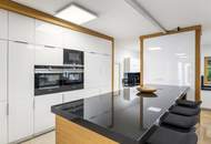 Blickfang mit Privatsphäre! Außergewöhnliches Designerhaus mit viel Raum zur Entfaltung | 9 Zimmer, Edelstahlpool, Sauna, Weinkeller | Vereint Wohnen und Arbeiten | Barrierefrei