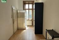 LEERSTEHENDE UND RENOVIERUNGSBEDÜRFTIGE WOHNUNG IN GEPFLEGTEM ALTBAU! LIFTBENÜTZUNG INKLUSIVE - JETZT ANFRAGEN
