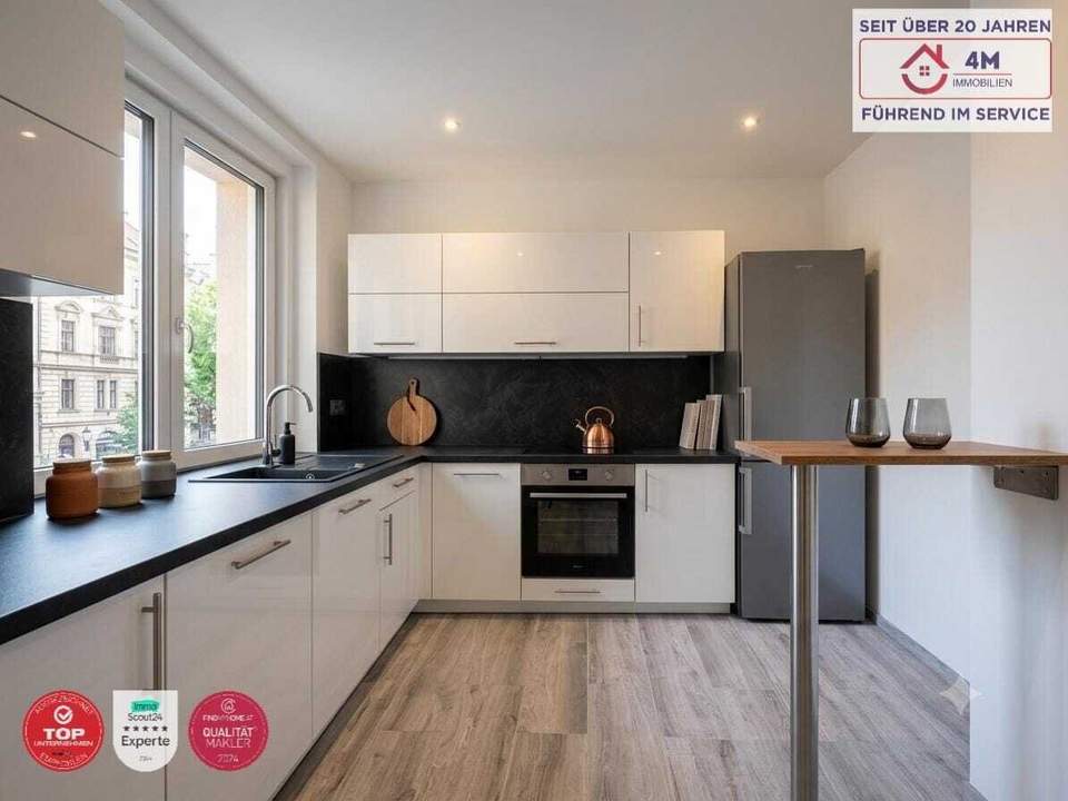 TOP-INVESTMENT (55 m²) nahe U1: Vollsanierter Erstbezugs-Traum im 3. Liftstock – Moderne Wohnküche, Parkblick & getrennt begehbare Zimmer!