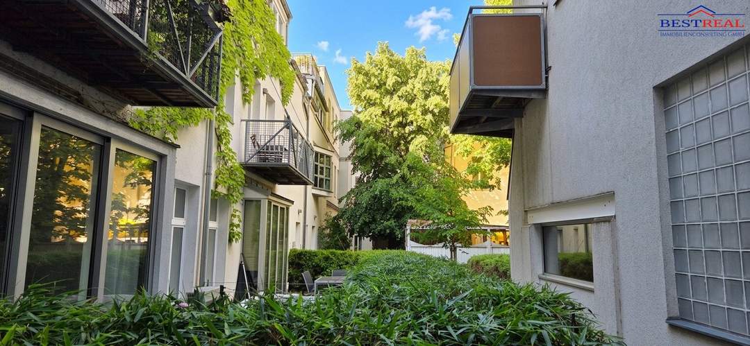 2 Zimmer Altbau-Wohnung mit Indoorpool-SPA