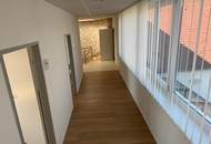 Büro, Praxis, Studio, Atelier repräsentativ, hell, im Zentrum