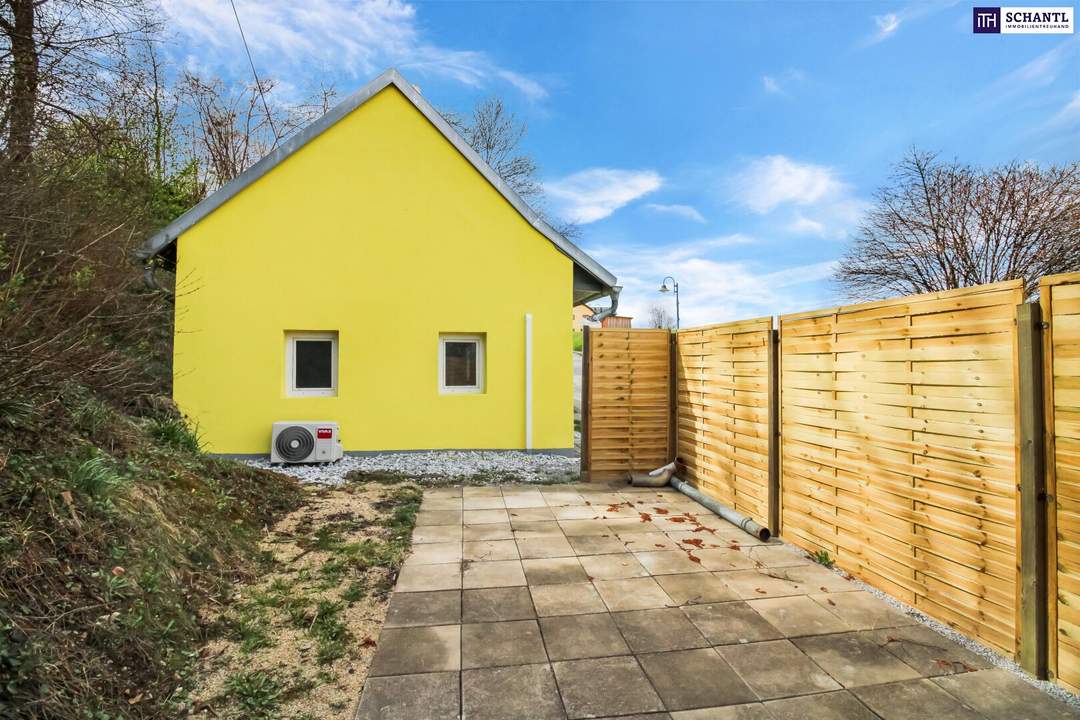 Kleines Haus. Erstbezug nach Sanierung! Bezugsbereit mit eigenem Brunnen und kleinem Grundstück. Minibetriebskosten!