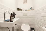 Top-sanierte 3-Zimmer-Wohnung in 1050 Wien – Wohnzimmer, 2 Schlafzimmer &amp; getrennte Küche - Derzeit vermietet