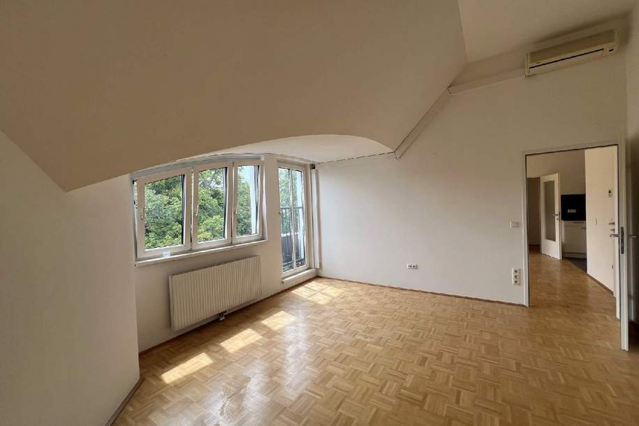 Klimatisierte, großzügige 2-Zimmer-Dachgeschosswohnung mit herrlichem Blick ins Grüne!, Wohnung-kauf, 499.000,€, 1190 Wien 19., Döbling