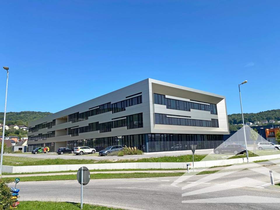 Perfekt aufgeteiltes Büro im modernen Steyregg Business Center an der B 3!
